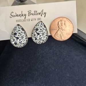 NEW Navy Blue Floral Teardrop Shape Earrings